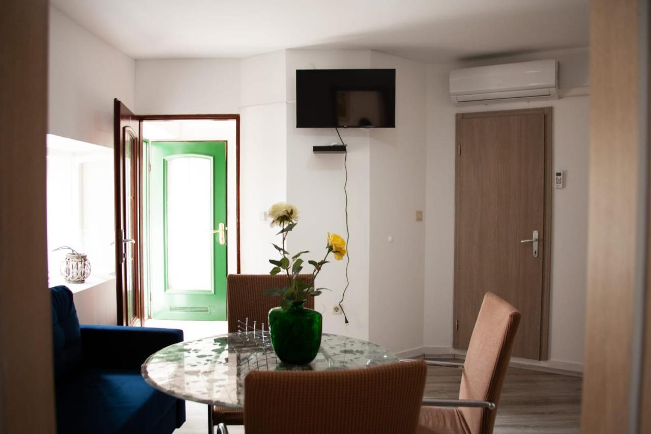 Apartamento Amber In The Centar Kaštela Exterior foto
