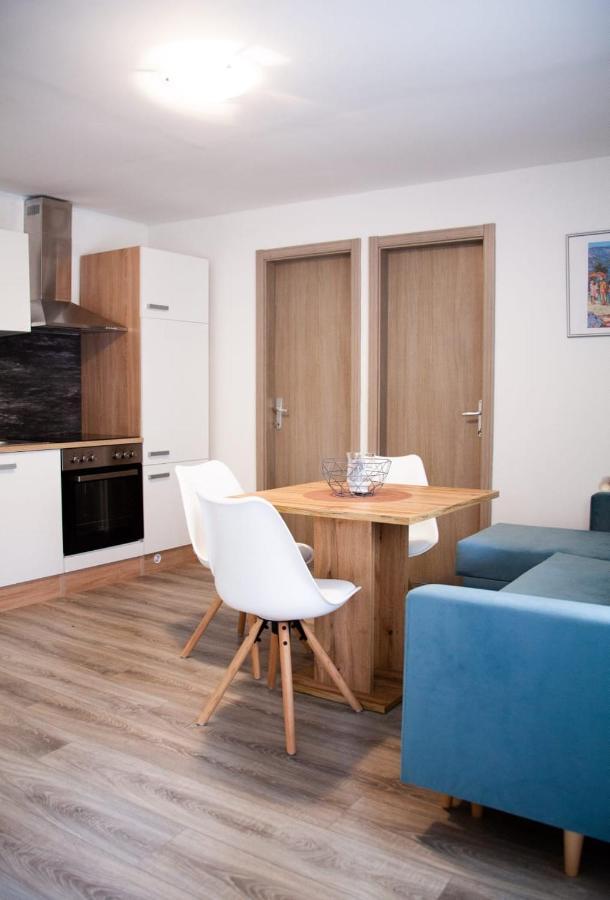 Apartamento Amber In The Centar Kaštela Exterior foto