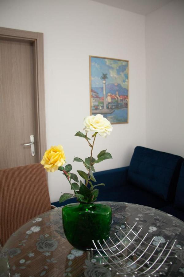Apartamento Amber In The Centar Kaštela Exterior foto
