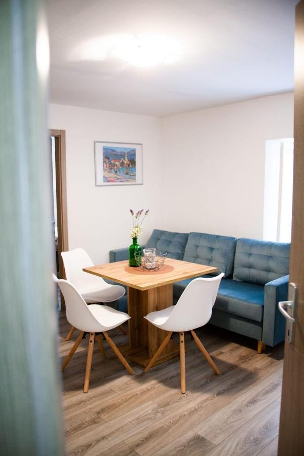 Apartamento Amber In The Centar Kaštela Exterior foto